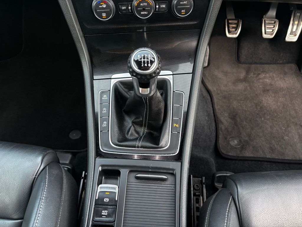 Used Volkswagen Golf 2017 for sale - 76617460: Photo 27