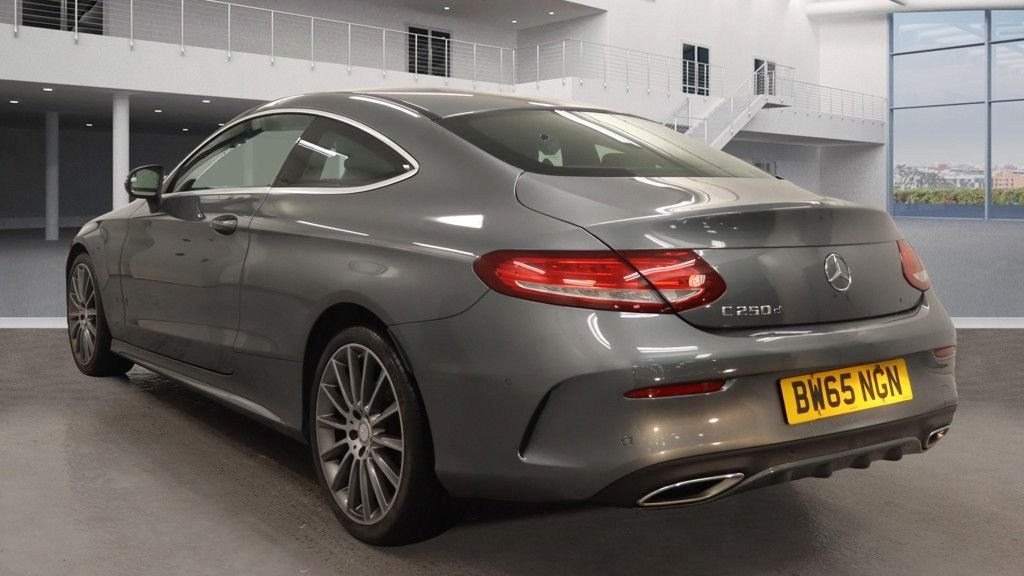 Used Mercedes-Benz C Class 2016 for sale - 76617442: Photo 5