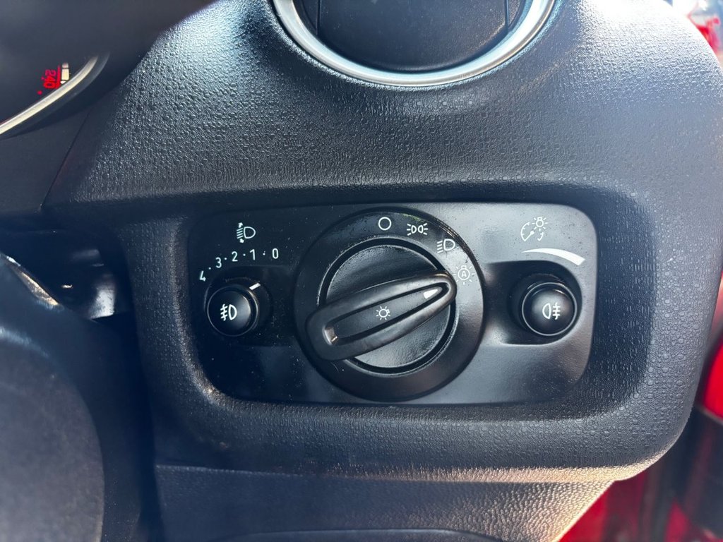 Used Ford Fiesta 2014 for sale - 75624953: Photo 28