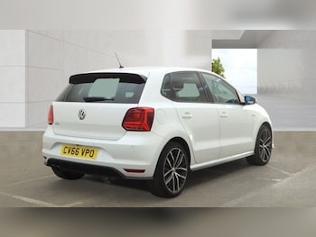 Used Volkswagen Polo 2017 for sale - 79276204: Photo