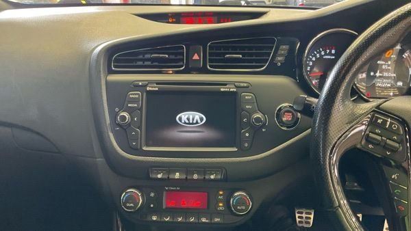 Used Kia Pro Ceed 2015 for sale - 78201015: Photo 10