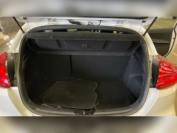 Used Kia Pro Ceed 2015 for sale - 78201015: Photo