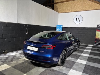 Used Tesla Model 3 2020 for sale - 79178901: Photo