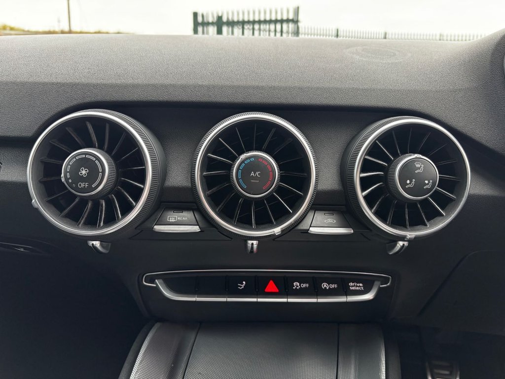 Used Audi TT 2015 for sale - 76267102: Photo 26