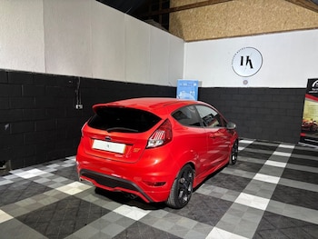 Used Ford Fiesta 2016 for sale - 78331116: Photo