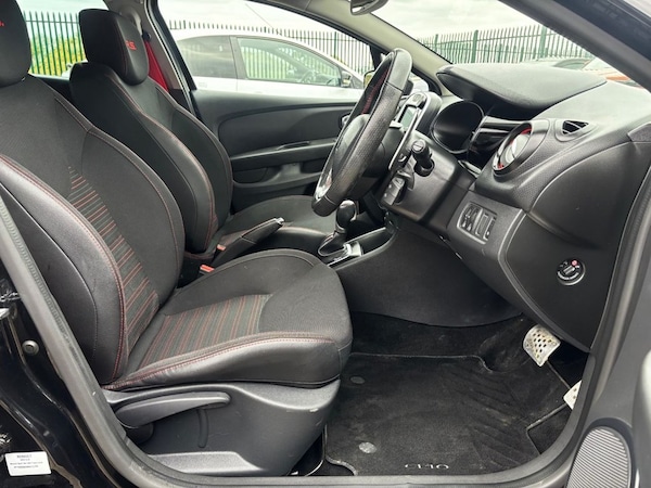 Used Renault Clio 2018 for sale - 76132674: Photo 24