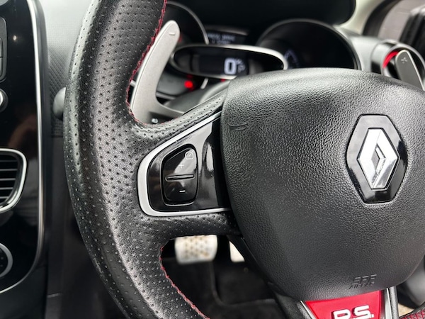 Used Renault Clio 2018 for sale - 76132674: Photo 35