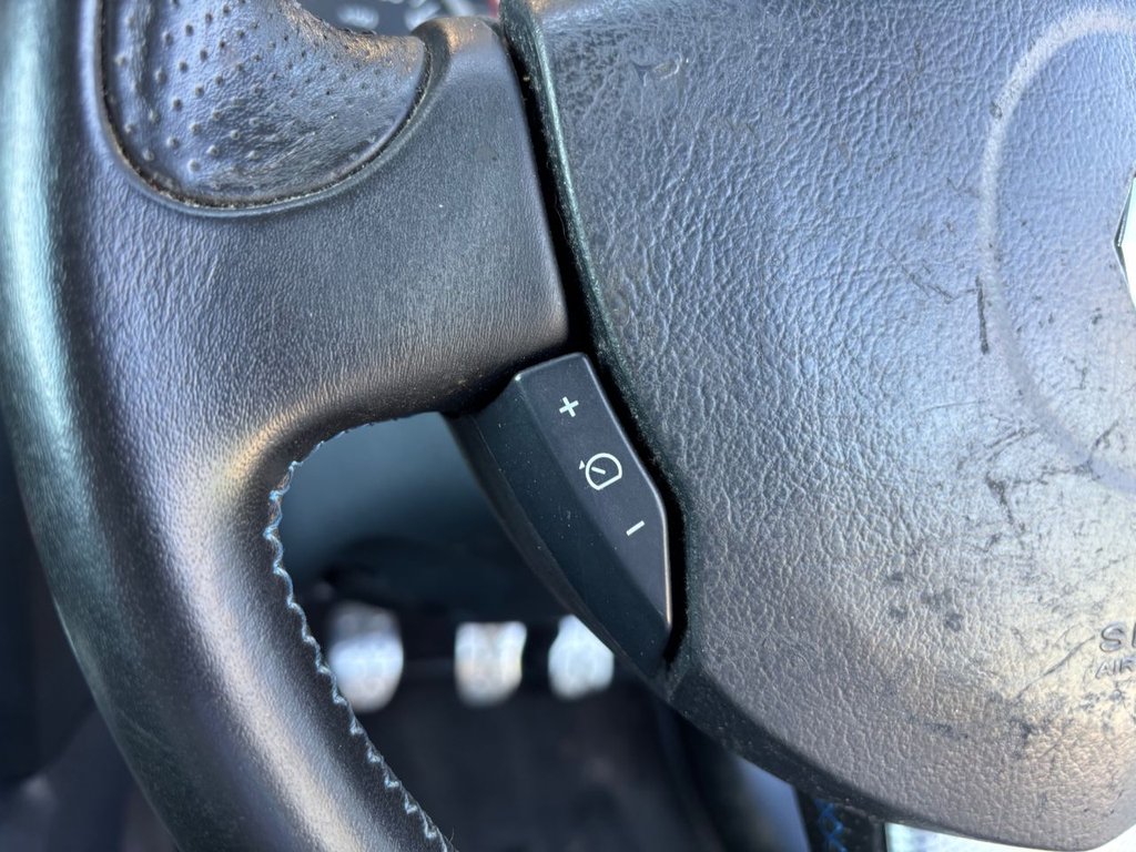 Used Renault Clio 2004 for sale - 78154039: Photo 19