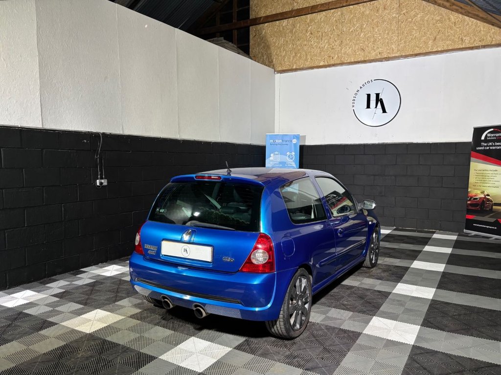 Used Renault Clio 2004 for sale - 78154039: Photo 2