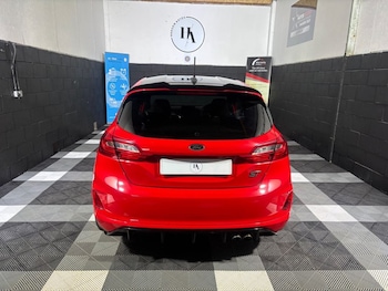 Used Ford Fiesta 2018 for sale - 78382760: Photo