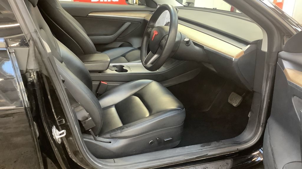 Used Tesla Model 3 2021 for sale - 77442246: Photo 9
