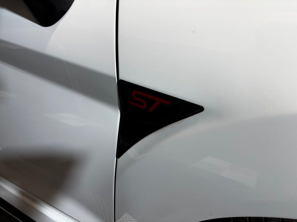 Used Ford Fiesta 2014 for sale - 76523318: Photo 17