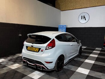 Used Ford Fiesta 2014 for sale - 76523318: Photo