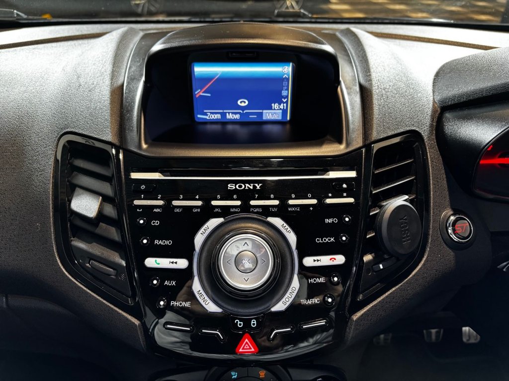 Used Ford Fiesta 2014 for sale - 76523318: Photo 32