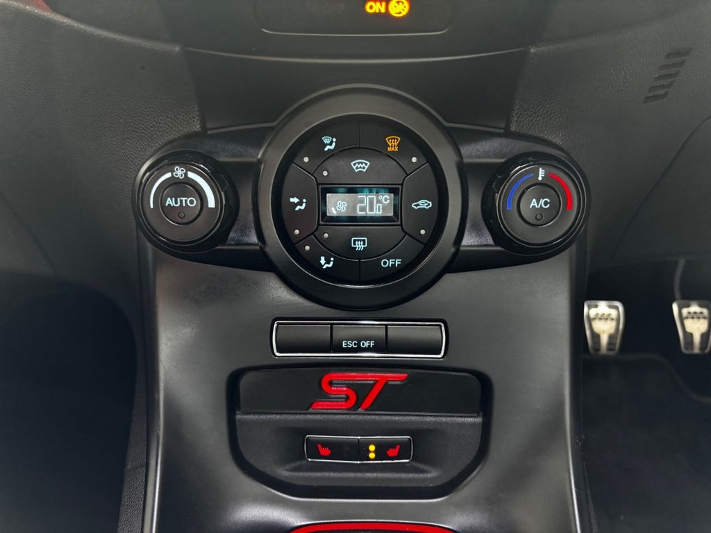 Used Ford Fiesta 2014 for sale - 76523318: Photo 33