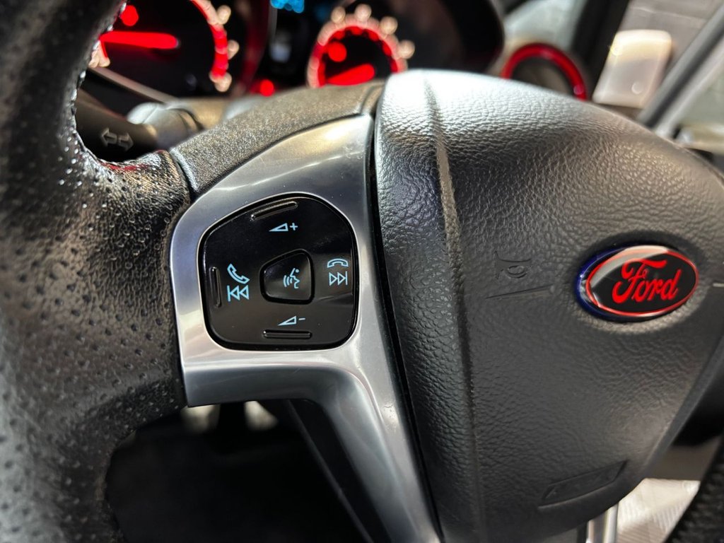 Used Ford Fiesta 2014 for sale - 76523318: Photo 38