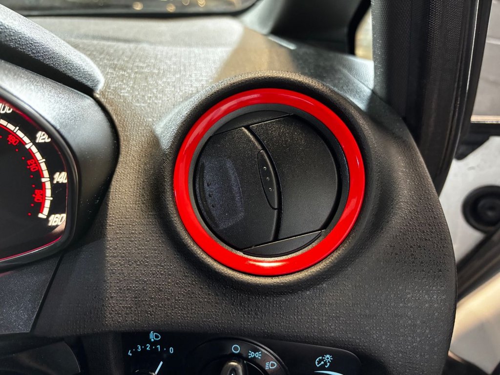 Used Ford Fiesta 2014 for sale - 76523318: Photo 42