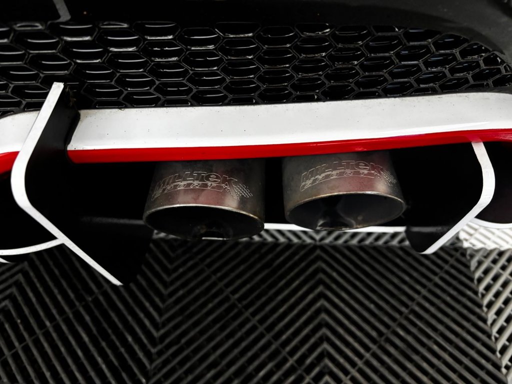 Used Ford Fiesta 2014 for sale - 76523318: Photo 5