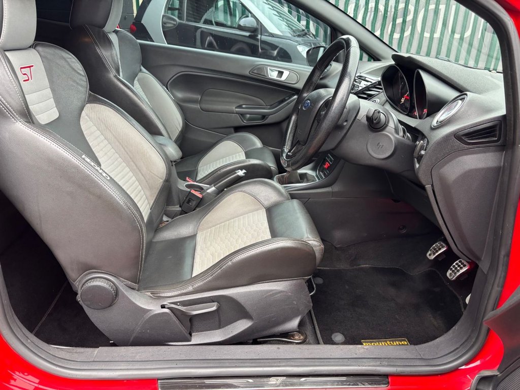 Used Ford Fiesta 2013 for sale - 77920443: Photo 19