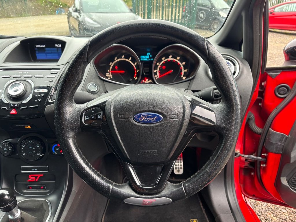 Used Ford Fiesta 2013 for sale - 77920443: Photo 24