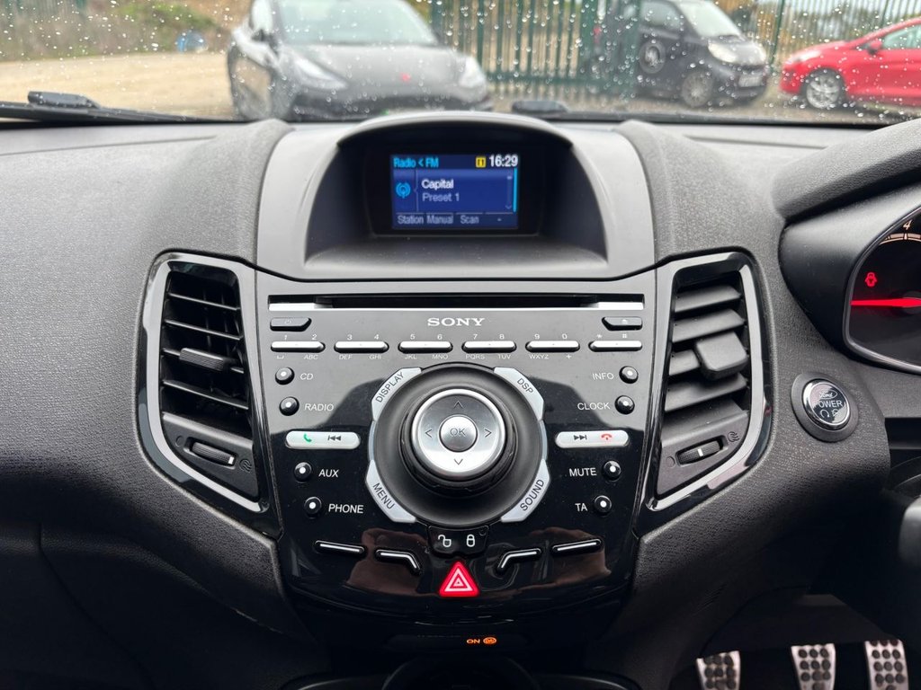 Used Ford Fiesta 2013 for sale - 77920443: Photo 26