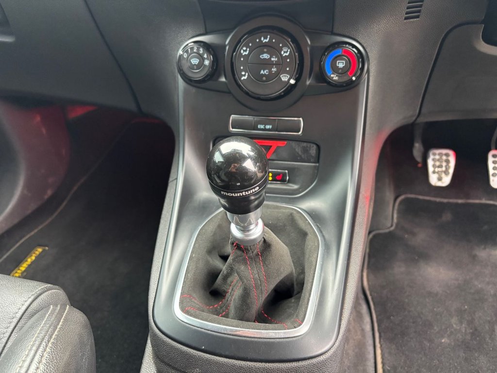 Used Ford Fiesta 2013 for sale - 77920443: Photo 28