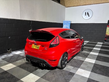 Used Ford Fiesta 2013 for sale - 77920443: Photo