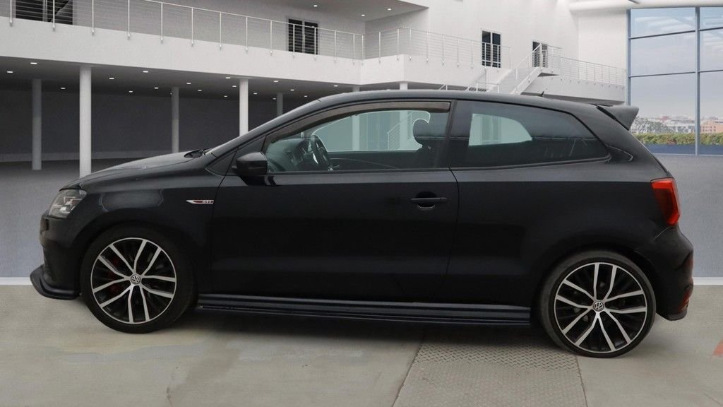 Used Volkswagen Polo 2016 for sale - 76372522: Photo 6