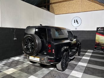 Used Land Rover Defender 2022 for sale - 79651836: Photo
