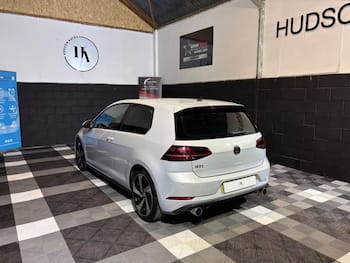 Used Volkswagen Golf 2018 for sale - 79651832: Photo
