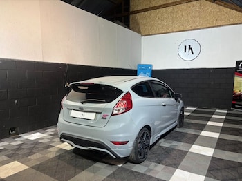 Used Ford Fiesta 2017 for sale - 79189676: Photo