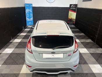 Used Ford Fiesta 2017 for sale - 79189676: Photo