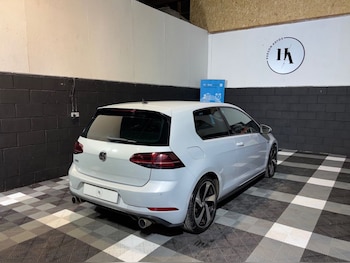 Used Volkswagen Golf 2018 for sale - 78839985: Photo
