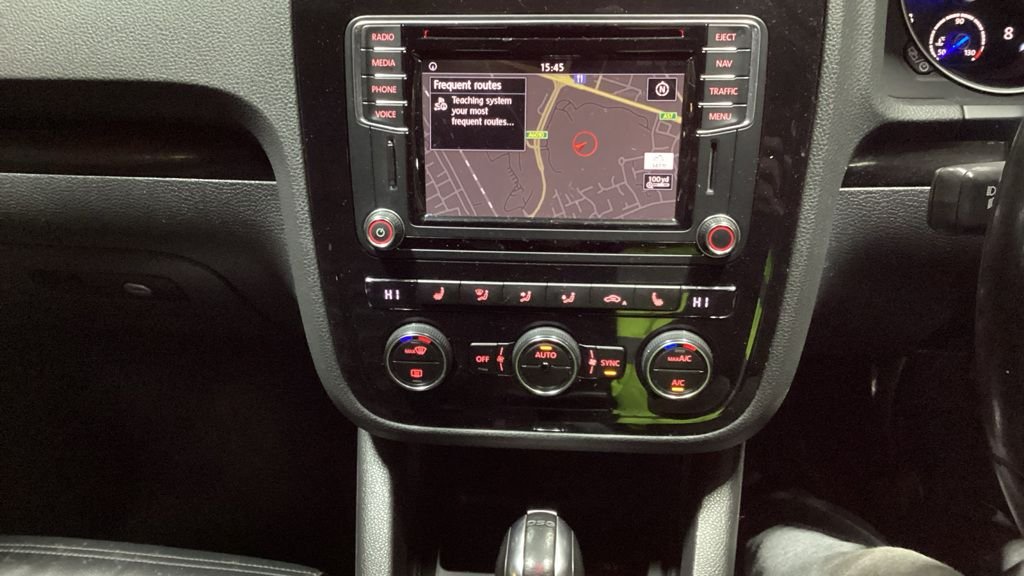 Used Volkswagen Scirocco 2017 for sale - 77422638: Photo 10