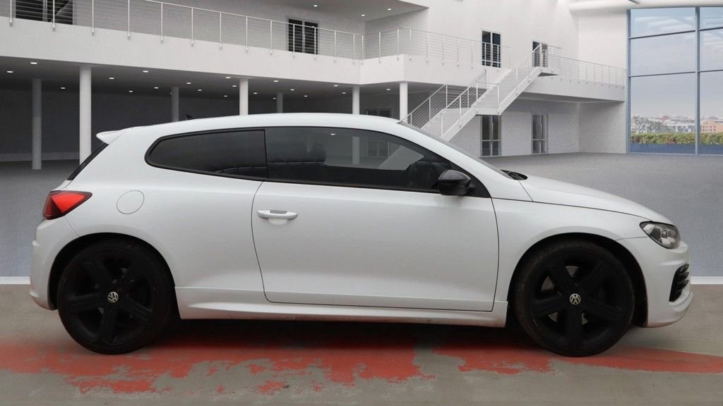 Used Volkswagen Scirocco 2017 for sale - 77422638: Photo 3