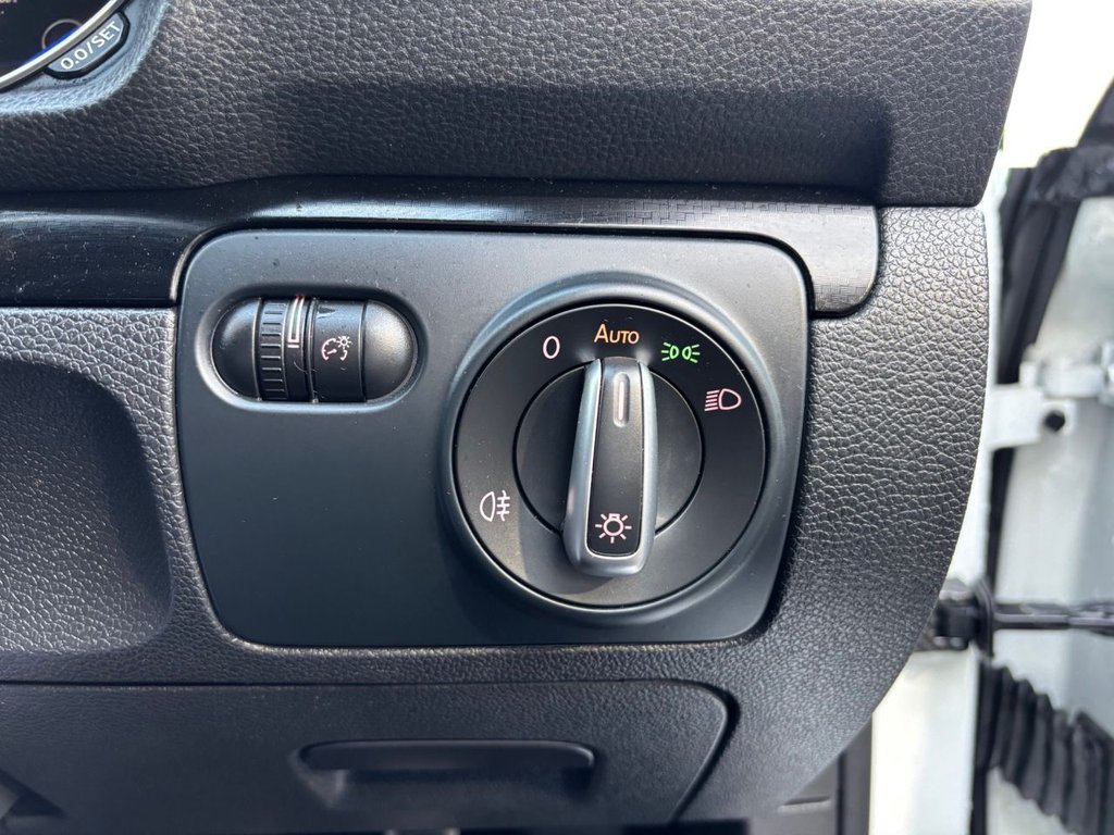 Used Volkswagen Scirocco 2017 for sale - 77422638: Photo 30