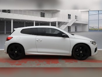 Used Volkswagen Scirocco 2017 for sale - 77422638: Photo