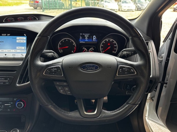 Used Ford Focus 2017 for sale - 75495227: Photo 16