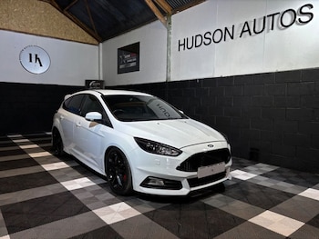 2017 (67) - 2.0T EcoBoost ST-3 Hatchback 5dr Petrol Manual Euro 6 (s/s) (250 ps)