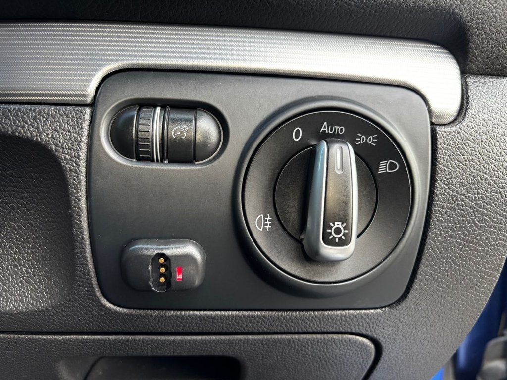 Used Volkswagen Golf 2012 for sale - 76570435: Photo 33