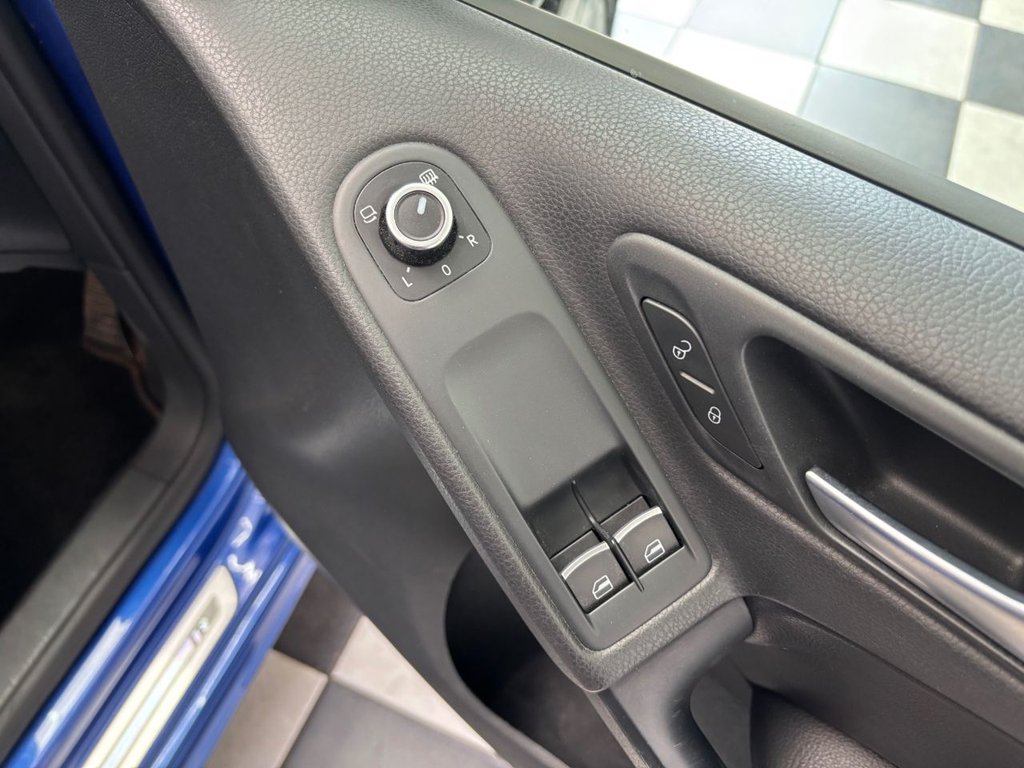 Used Volkswagen Golf 2012 for sale - 76570435: Photo 38