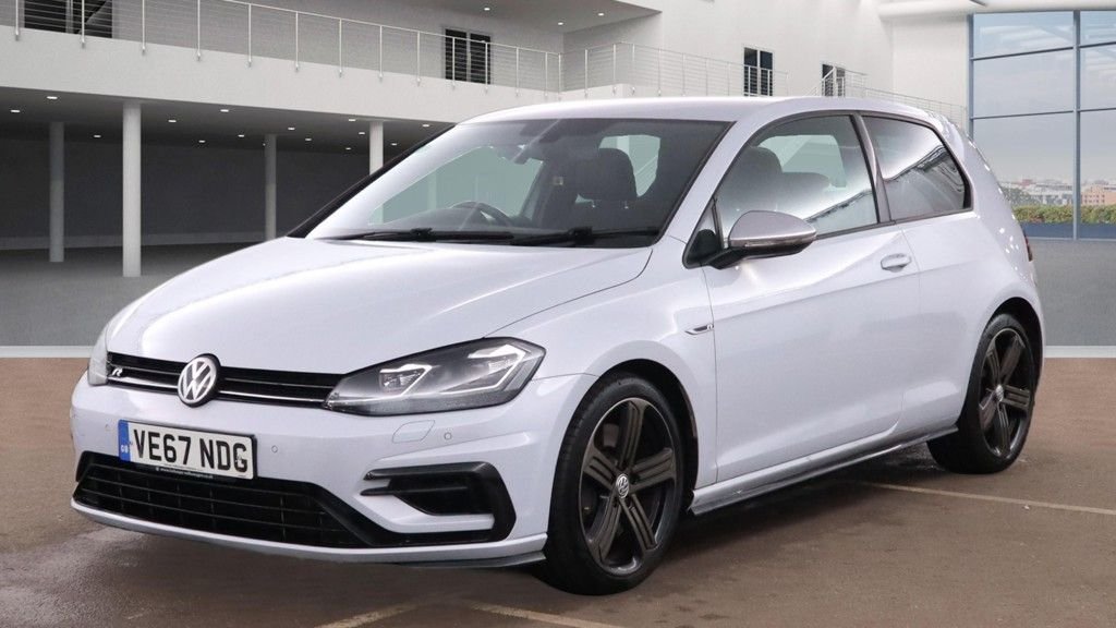 Used Volkswagen Golf 2017 for sale - 77048950: Photo 6