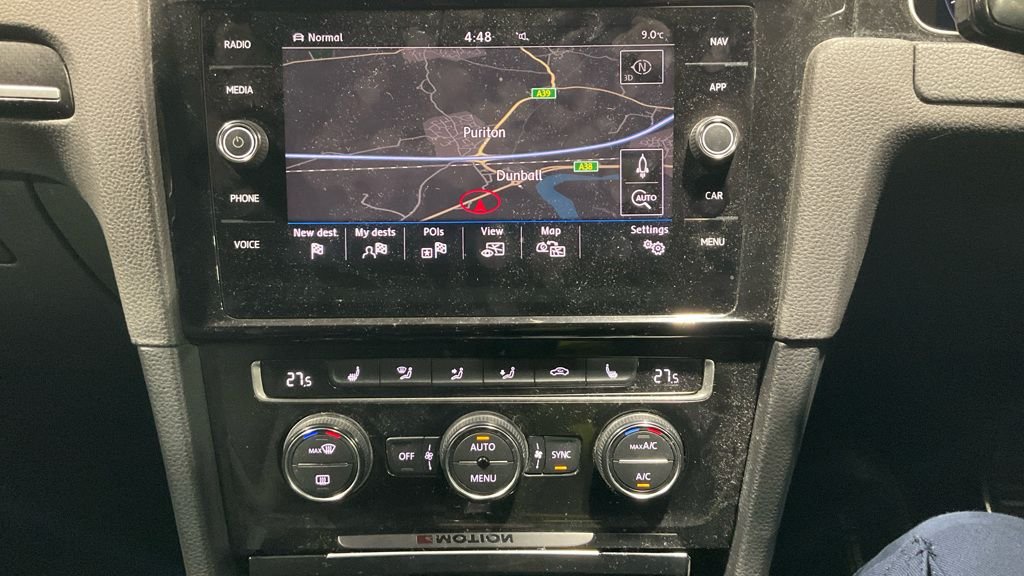 Used Volkswagen Golf 2017 for sale - 77048950: Photo 8