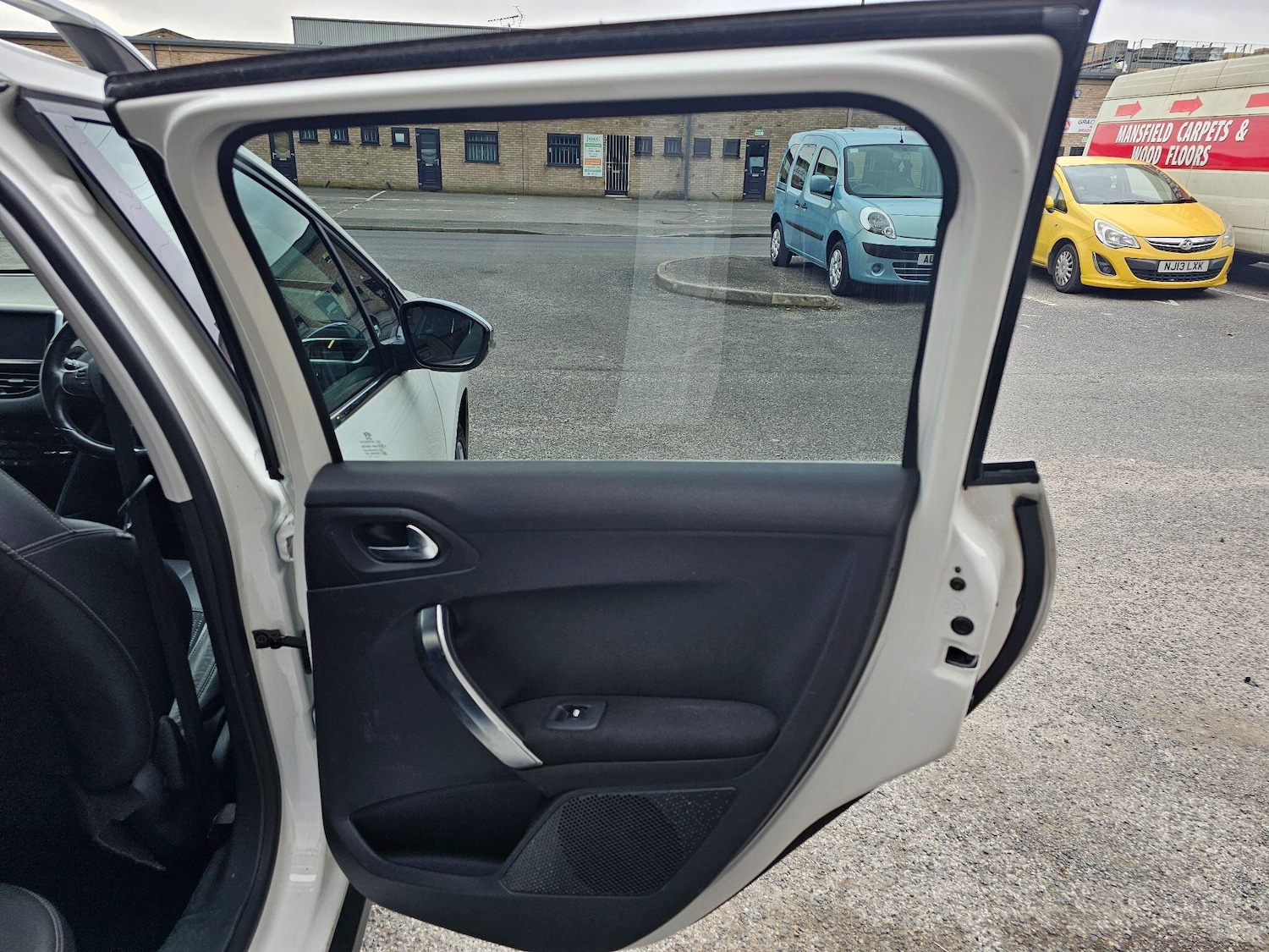 Used Peugeot 2008 for sale - 77793339: Photo 31