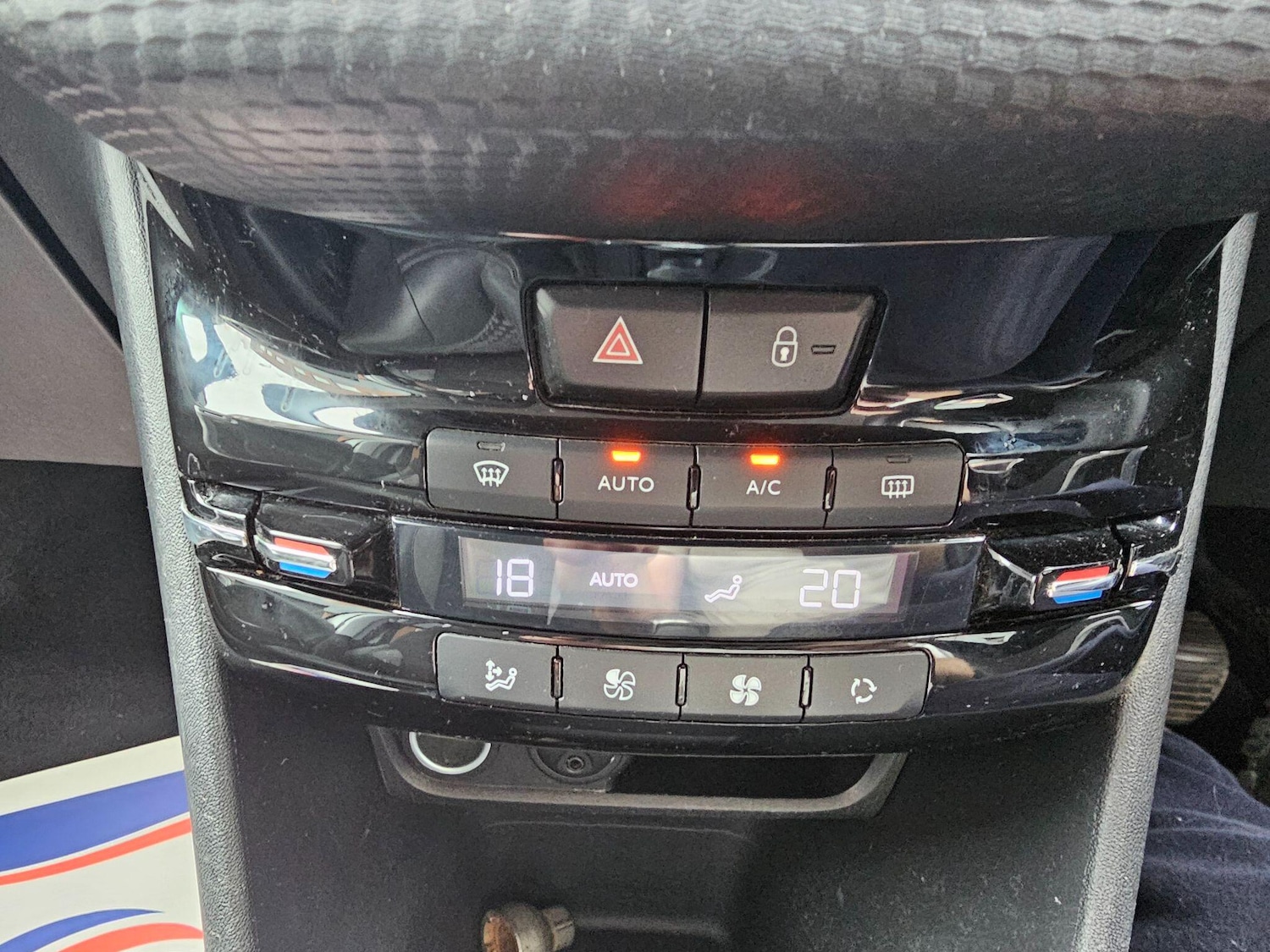 Used Peugeot 2008 for sale - 77793339: Photo 40