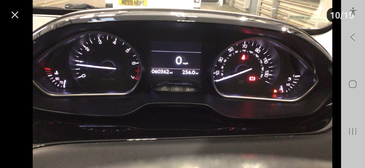 Used Peugeot 208 2013 for sale - 76689938: Photo 7