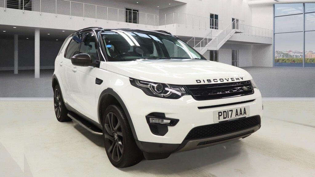 Used Land Rover Discovery Sport 2017 for sale - 76538382: Photo 1
