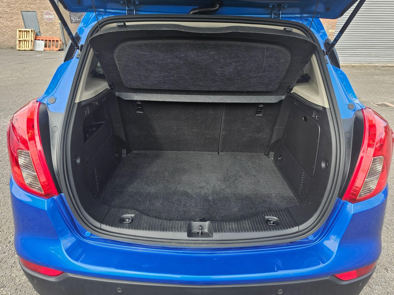 Vehicle 39