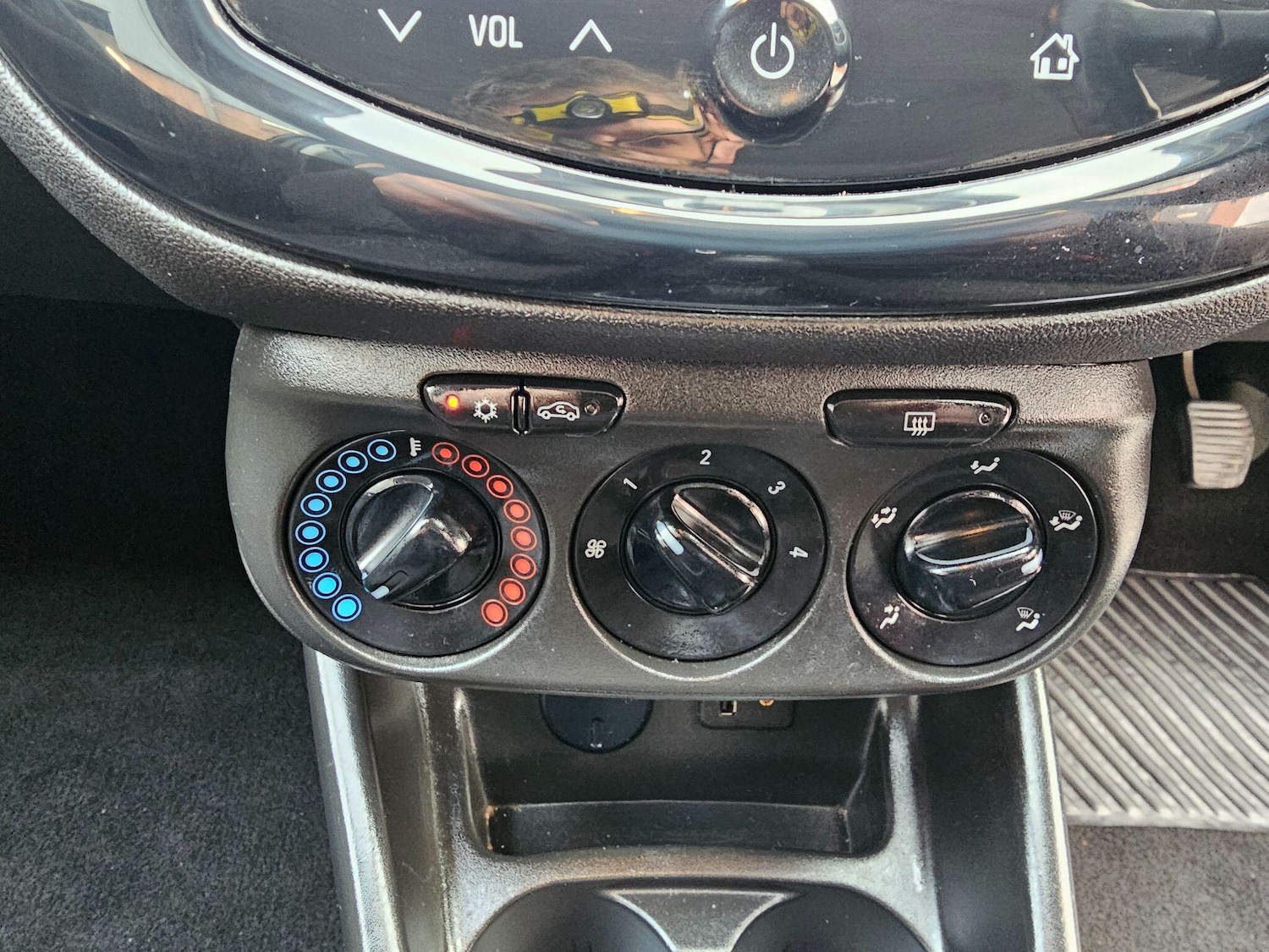 Used Vauxhall Corsa 2015 for sale - 77253745: Photo 14