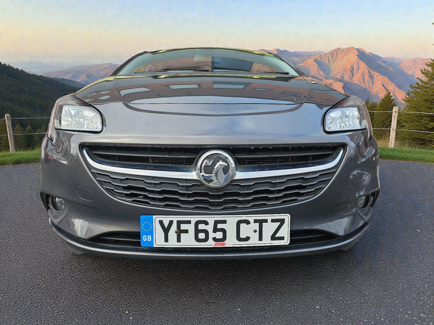 Used Vauxhall Corsa 2015 for sale - 77253745: Photo 2